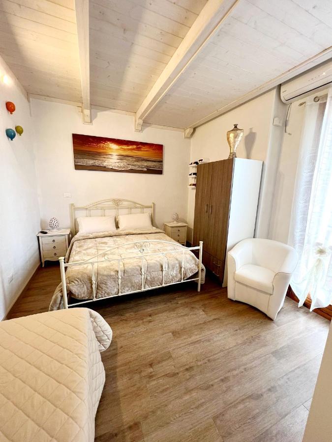 Bed and Breakfast Il Girasole Остуни Экстерьер фото
