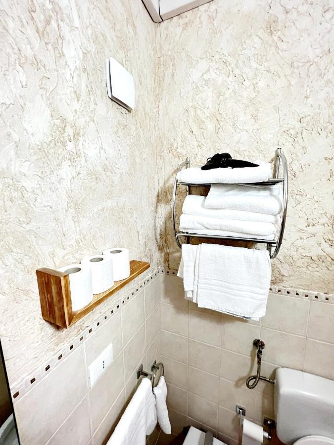 Bed and Breakfast Il Girasole Остуни Экстерьер фото